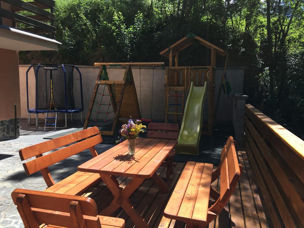Mýto pod Ďumbierom Holiday Home Skalka المظهر الخارجي الصورة