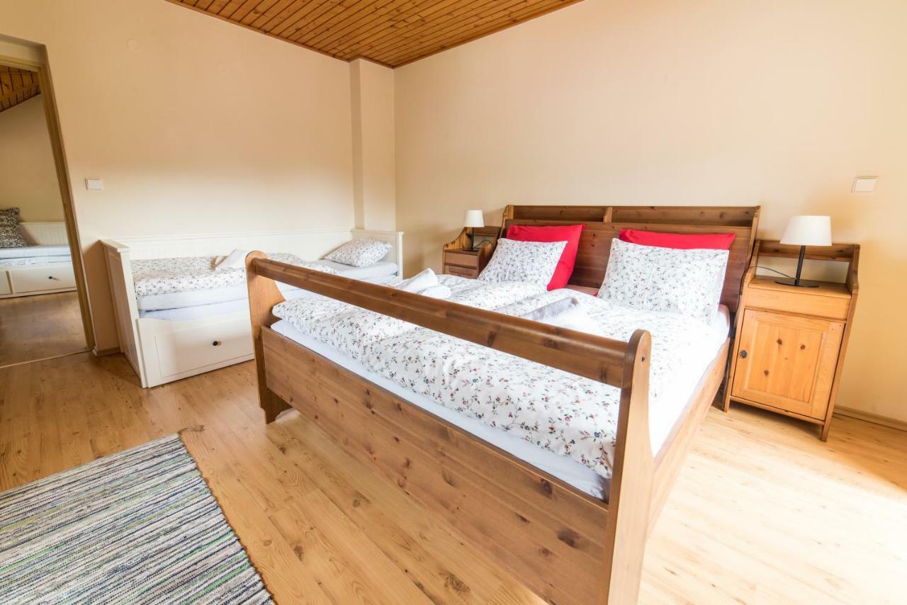 Mýto pod Ďumbierom Holiday Home Skalka المظهر الخارجي الصورة